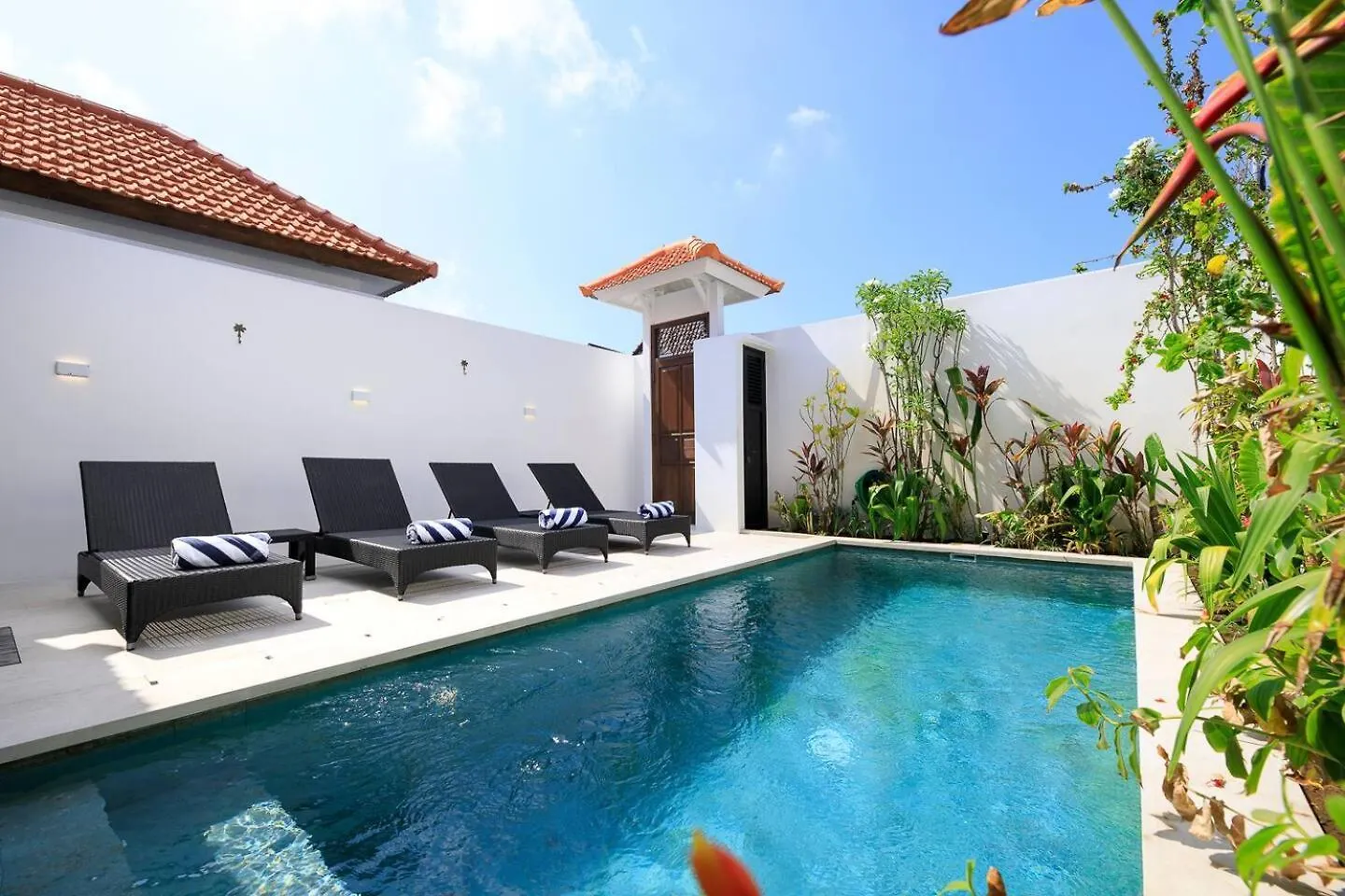 Βίλα Gorgeous 2 Bed Pool Villa, Walk To Seminyak Beach